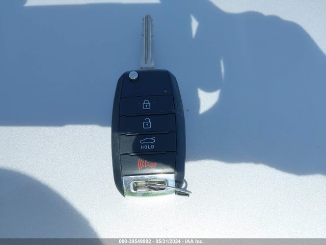 KIA FORTE LX 2017 3KPFL4A78HE132933 Image 11