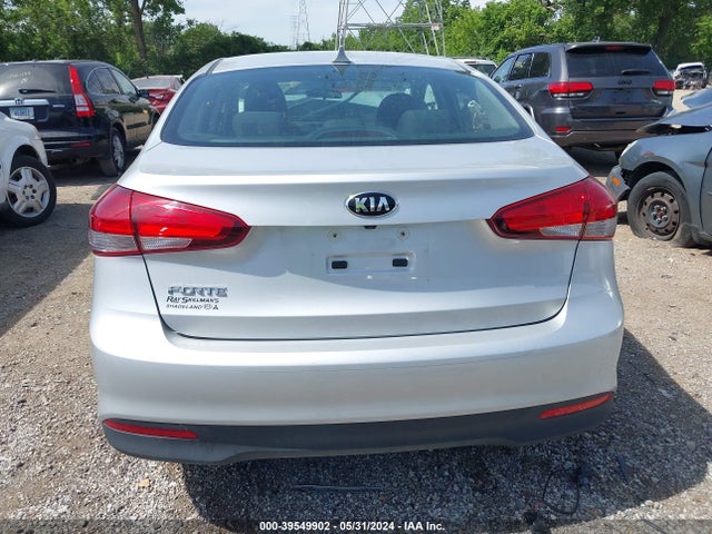 KIA FORTE LX 2017 3KPFL4A78HE132933 Image 16