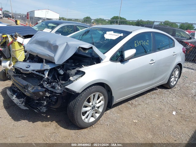 KIA FORTE LX 2017 3KPFL4A78HE132933 Image 2