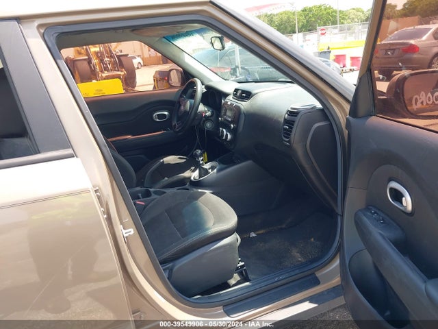 KIA Soul 2015 KNDJN2A2XF7219677 Image 5