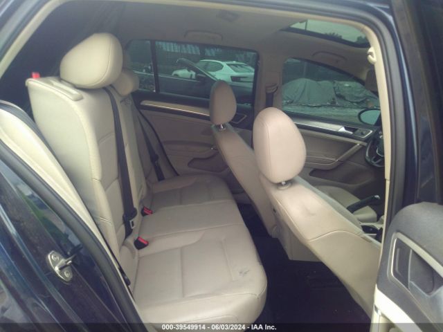 3VW217AU3GM046555 Volkswagen Golf Tsi Se 4-door