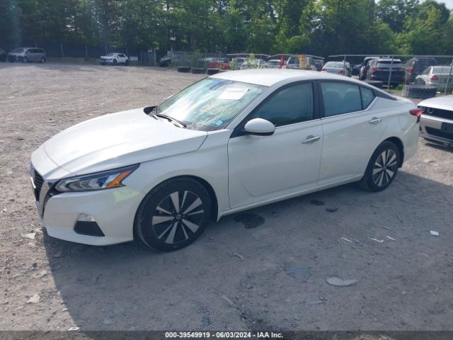 1N4BL4DW2NN308373 Nissan Altima Sv Intelligent Awd