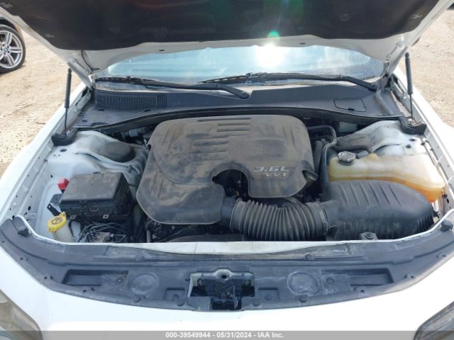 2C3CCAAG0KH505593 Chrysler 300 Touring