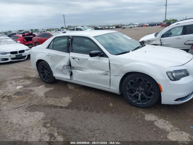 2C3CCAAG0KH505593 Chrysler 300 Touring