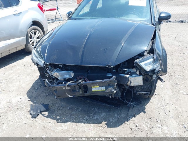 WAUB1GFFXJ1069717 Audi S3 2.0t Premium Plus/2.0t Tech Premium Plus