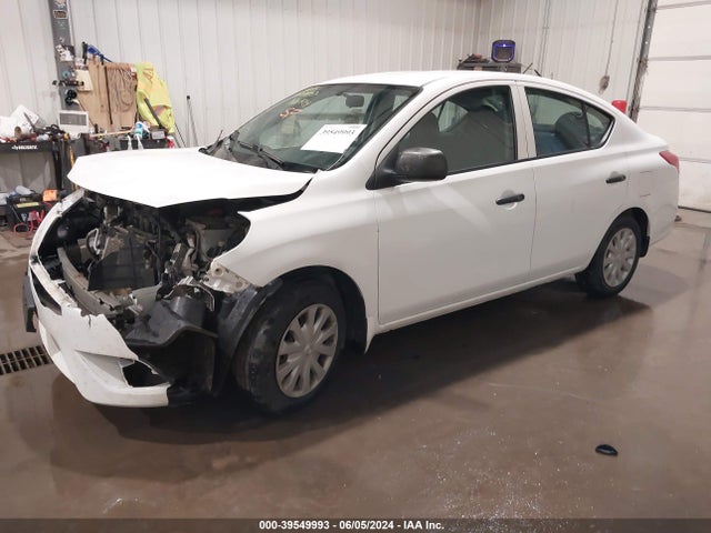 Nissan Versa 1.6 S 2015 3N1CN7AP8FL889826 Image 2