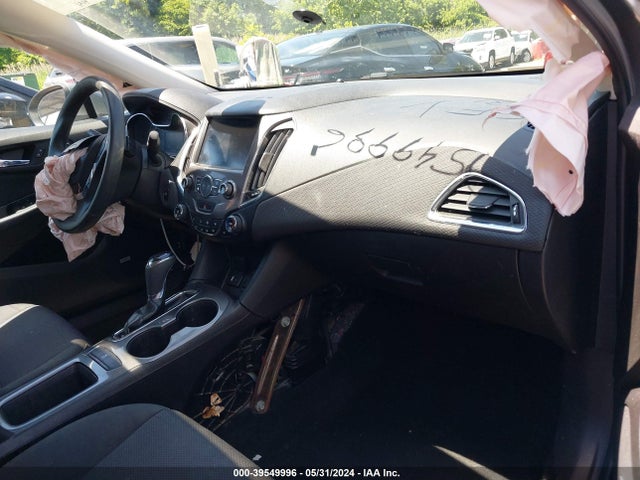 Chevrolet Cruze Lt Auto 2018 1G1BE5SM5J7193867 Image 5
