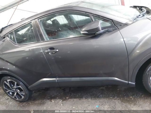 NMTKHMBX5KR099657 Toyota C-HR XLE