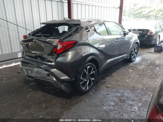 NMTKHMBX5KR099657 Toyota C-HR XLE
