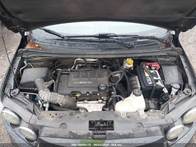 Chevrolet Sonic Ltz Auto 2015 1G1JE6SB3F4133658 Image 10