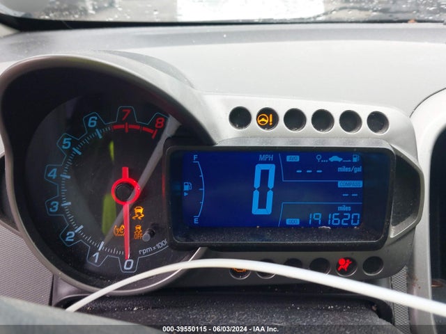 Chevrolet Sonic Ltz Auto 2015 1G1JE6SB3F4133658 Image 7