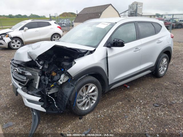 KM8J33A44HU566967 Hyundai TUCSON SE
