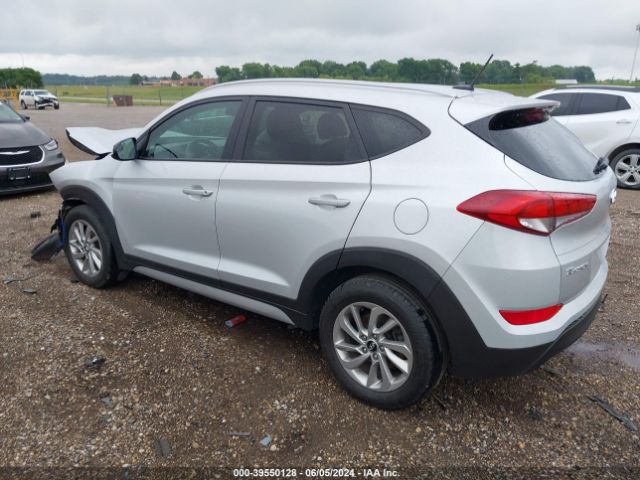 KM8J33A44HU566967 Hyundai TUCSON SE