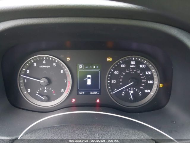KM8J33A44HU566967 Hyundai TUCSON SE