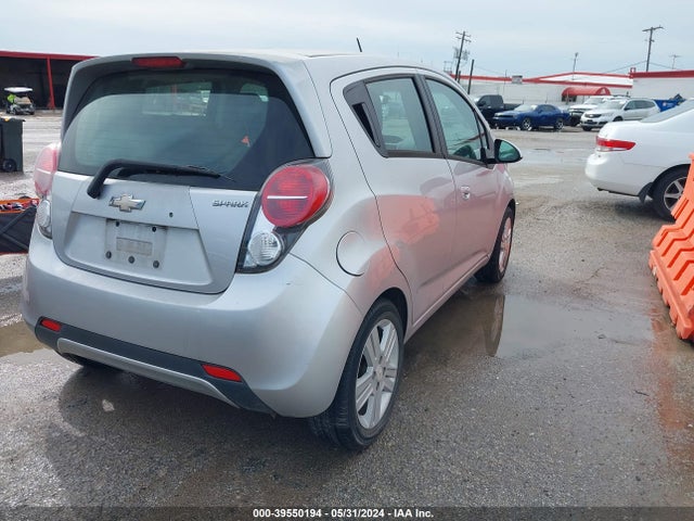 Chevrolet Spark 1lt Auto 2014 KL8CD6S94EC534178 Image 4
