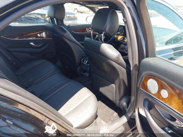 WDDZF4KB7KA547815 Mercedes-Benz E 300 4matic