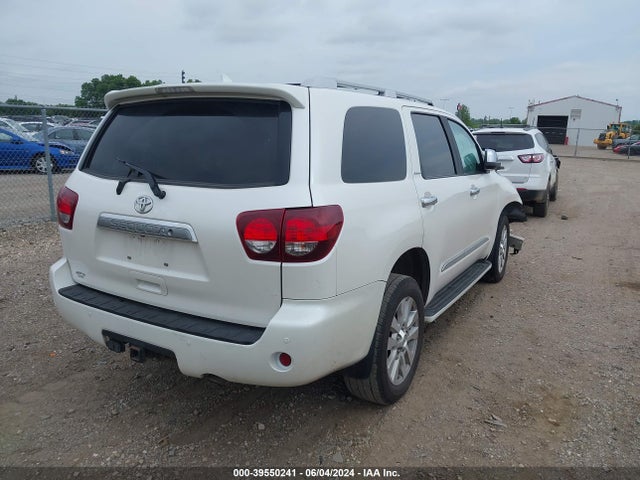 Toyota Sequoia Platinum 2018 5TDDY5G11JS162627 Image 4