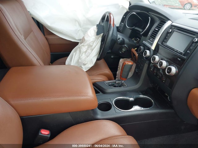 Toyota Sequoia Platinum 2018 5TDDY5G11JS162627 Image 5