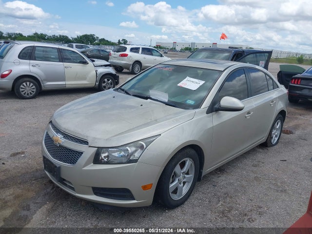 Chevrolet Cruze 1lt Auto 2014 1G1PC5SB3E7477336 Image 2