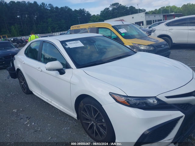 Toyota CAMRY SE 2022 4T1G11AK8NU662292 main image