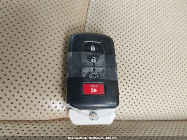Toyota Highlander Limited Platinum 2019 5TDDZRFH8KS945142 Image 11