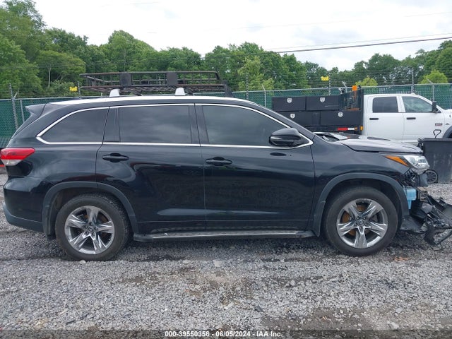 Toyota Highlander Limited Platinum 2019 5TDDZRFH8KS945142 Image 14
