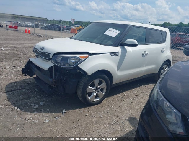 KIA Soul 2018 KNDJN2A23J7905312 Image 2