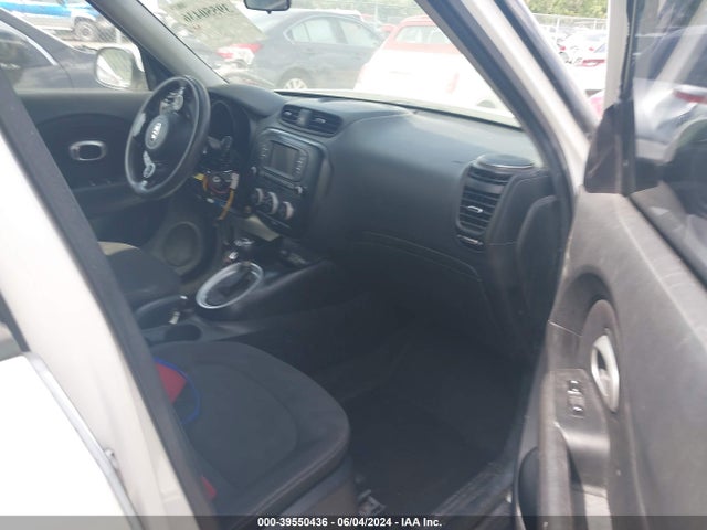 KIA Soul 2018 KNDJN2A23J7905312 Image 5