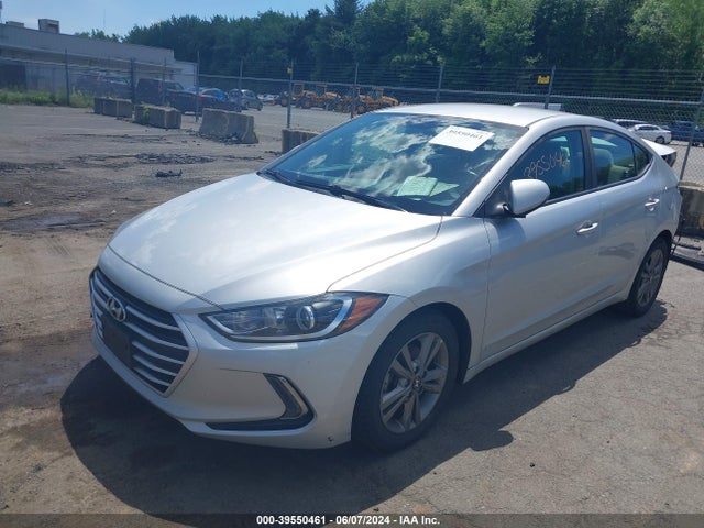 Hyundai ELANTRA SE 2017 5NPD84LF3HH116101 Image 2