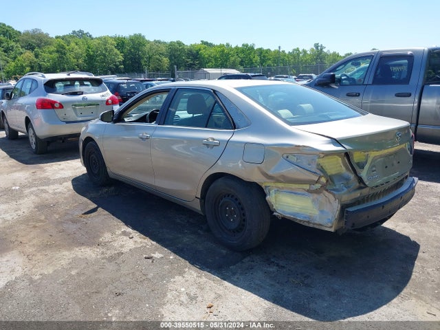 Toyota CAMRY LE 2017 4T1BF1FK8HU703058 Image 3