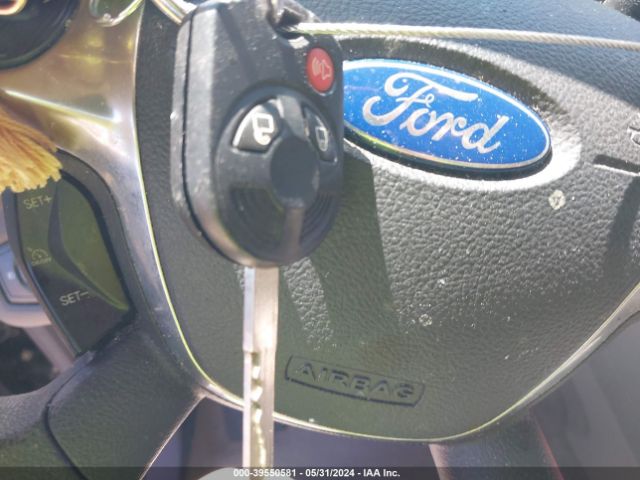 1FMCU9GX5FUC90001 Ford ESCAPE SE
