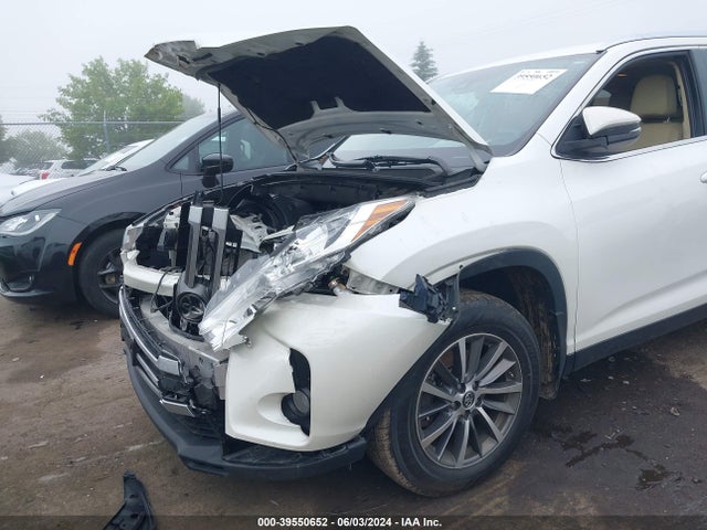 Toyota Highlander Xle 2019 5TDJZRFH7KS923572 Image 2