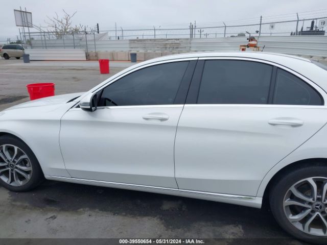 55SWF4JB1HU229038 Mercedes-Benz C 300 Luxury/sport