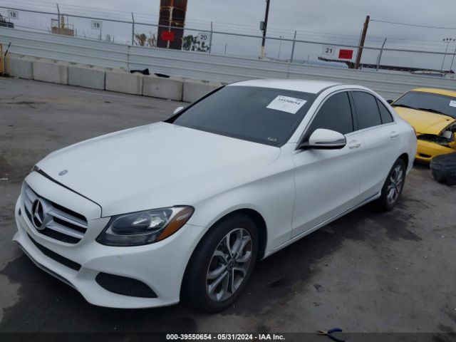 55SWF4JB1HU229038 Mercedes-Benz C 300 Luxury/sport