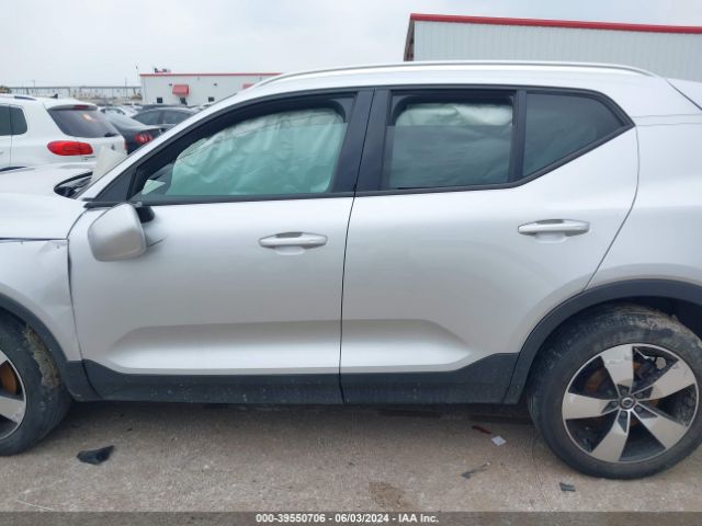 YV4162UK6K2140150 Volvo Xc40 T5 Momentum