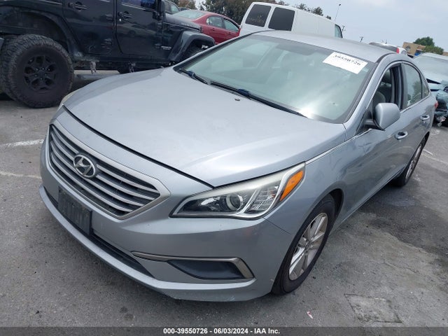 Hyundai SONATA SE 2016 5NPE24AFXGH331952 Image 2