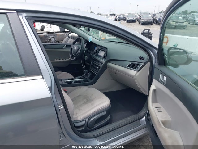 Hyundai SONATA SE 2016 5NPE24AFXGH331952 Image 5