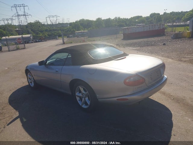 2000 JAGUAR XK8 SAJJA42CXYNA10618 Photo 2