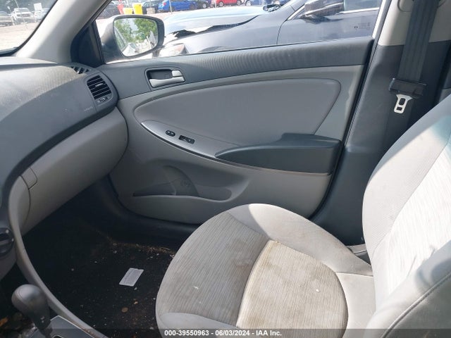 Hyundai ACCENT SE 2017 KMHCT5AE4HU343857 Image 5