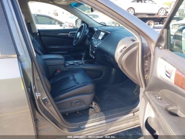 5N1AR2MN4FC701641 Nissan Pathfinder Sl