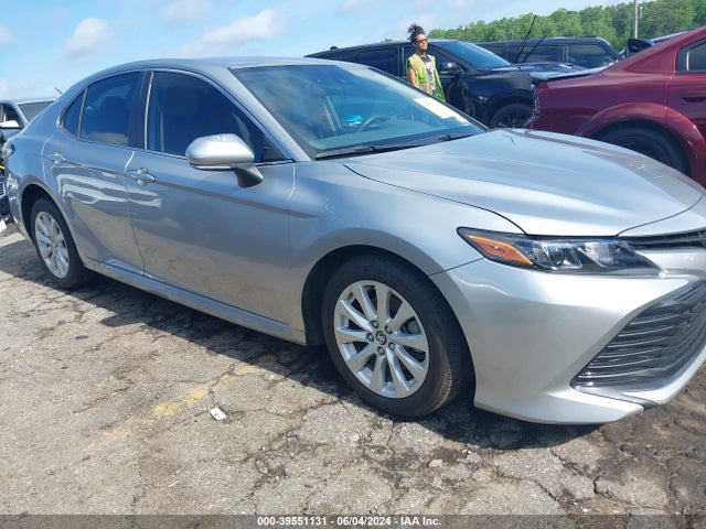 Toyota CAMRY LE 2020 4T1L11AK7LU874726 Image 13