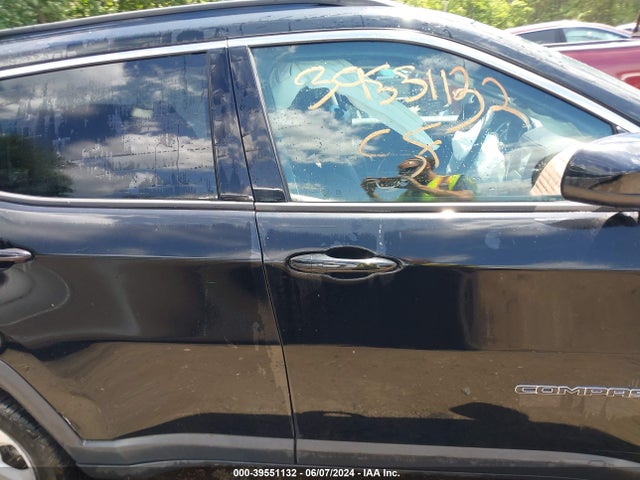 Jeep Compass Latitude 4x4 2019 3C4NJDBB4KT593988 Image 13