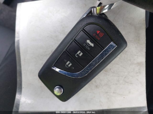 JTDEPMAE5MJ124977 Toyota COROLLA LE