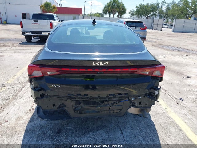 39551441 :رقم المزاد ، 5XXG14J22NG138440 vin ، 2022 Kia K5 Lxs مزاد بيع