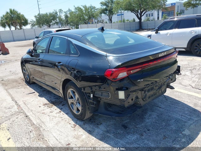 39551441 :رقم المزاد ، 5XXG14J22NG138440 vin ، 2022 Kia K5 Lxs مزاد بيع
