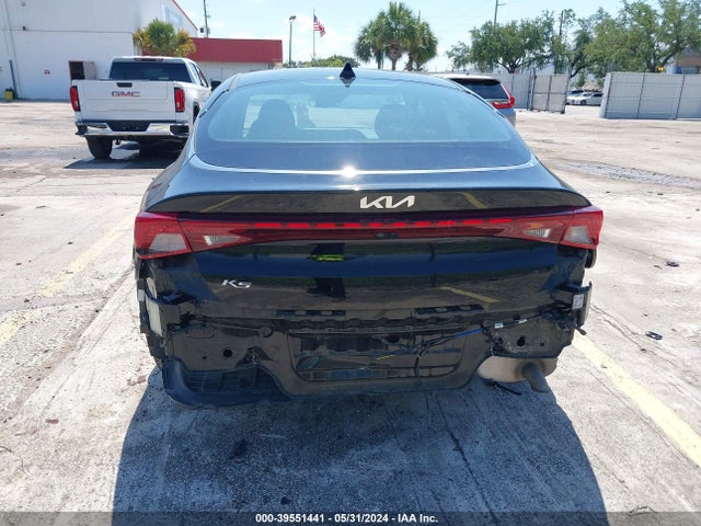 39551441 :رقم المزاد ، 5XXG14J22NG138440 vin ، 2022 Kia K5 Lxs مزاد بيع