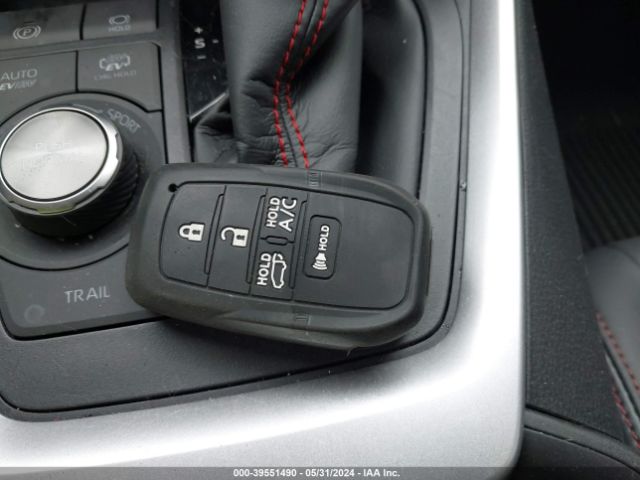 JTMEB3FV5PD132744 Toyota Rav4 Prime Xse