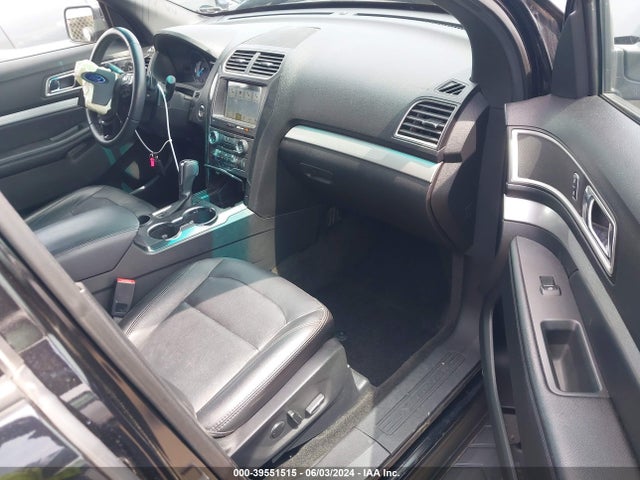 Ford EXPLORER XLT 2017 1FM5K7D8XHGA76624 Image 5