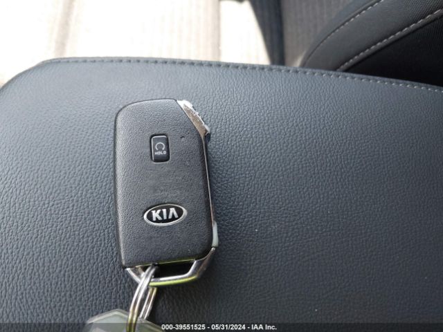 KNDJ33AU0M7784272 KIA SOUL EX