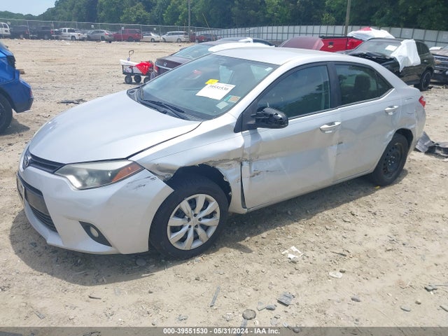 Toyota COROLLA LE 2015 5YFBURHE8FP248058 Image 2